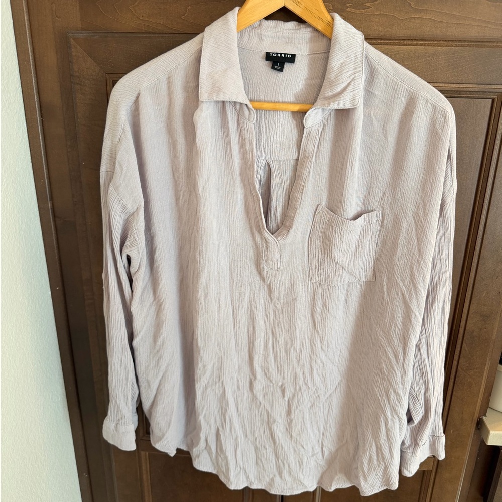Torrid Men's Casual Light Gray Button Down Shirt